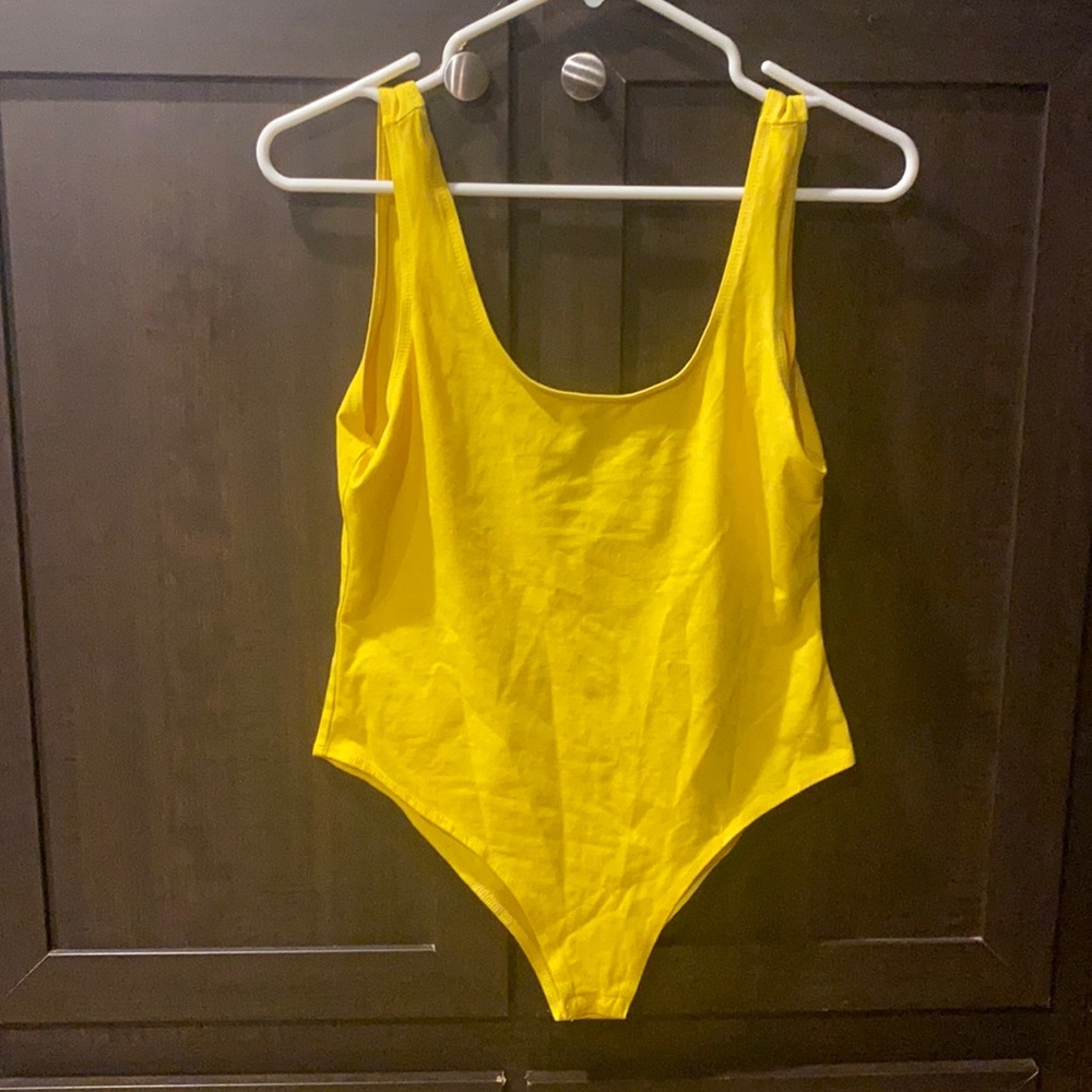 M yellow mango pop bodysuit